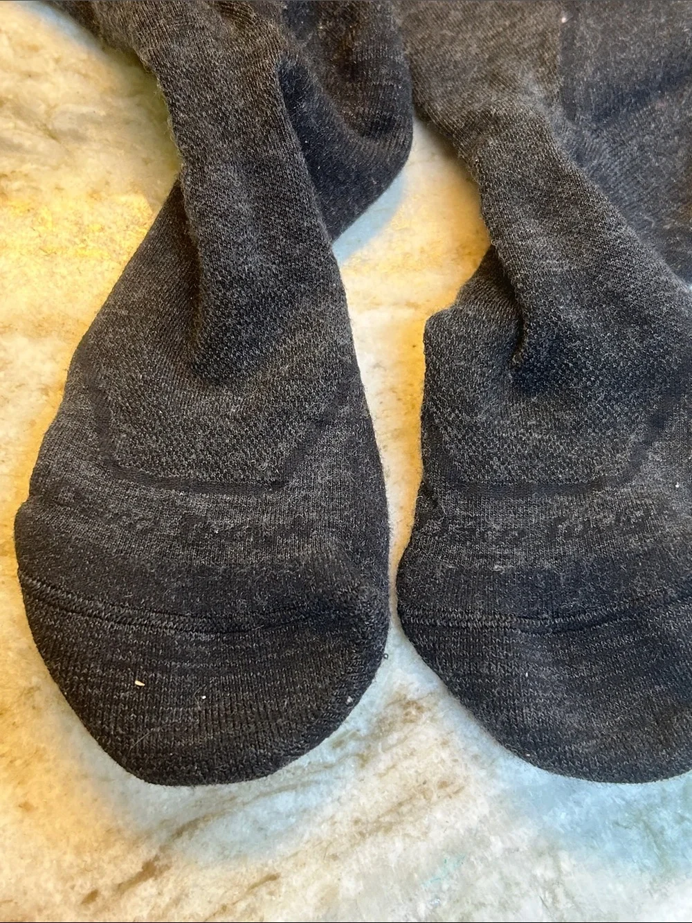 Darn Tough womens merino wool hiking socks charcoal gray size M made in VT